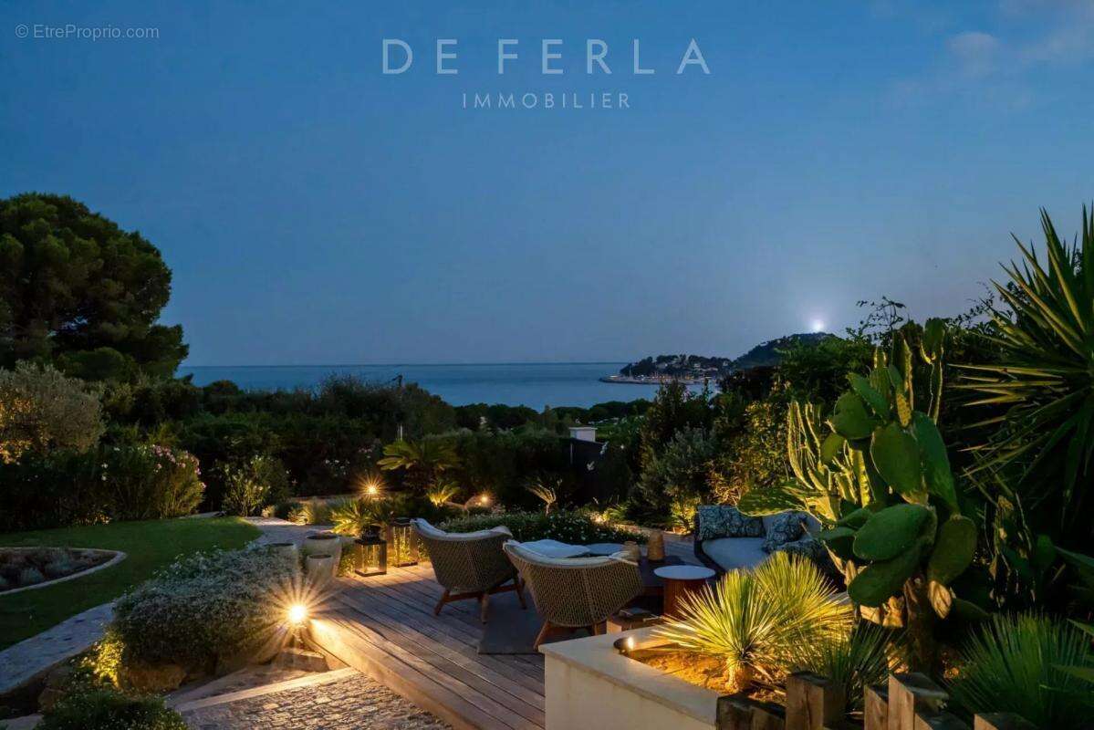 Maison à CAVALAIRE-SUR-MER