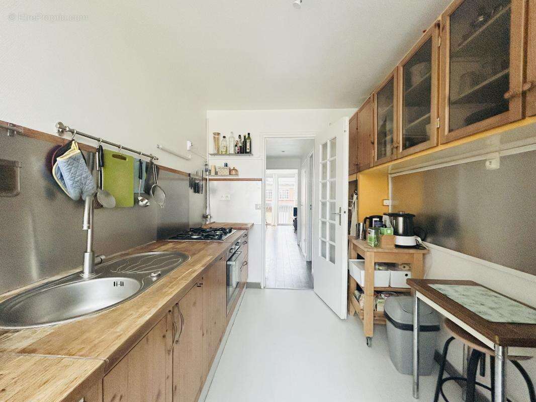 Appartement à AUBERVILLIERS