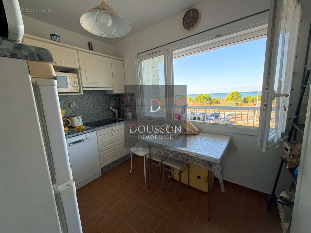 Studio cabine 30 m  avec terrasse de 12.70 m2, vue mer   BOUCANET - photo 3