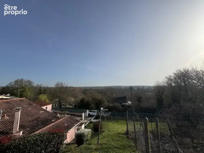 Jolie maison 134m2 avec jardin et garage double - photo 7