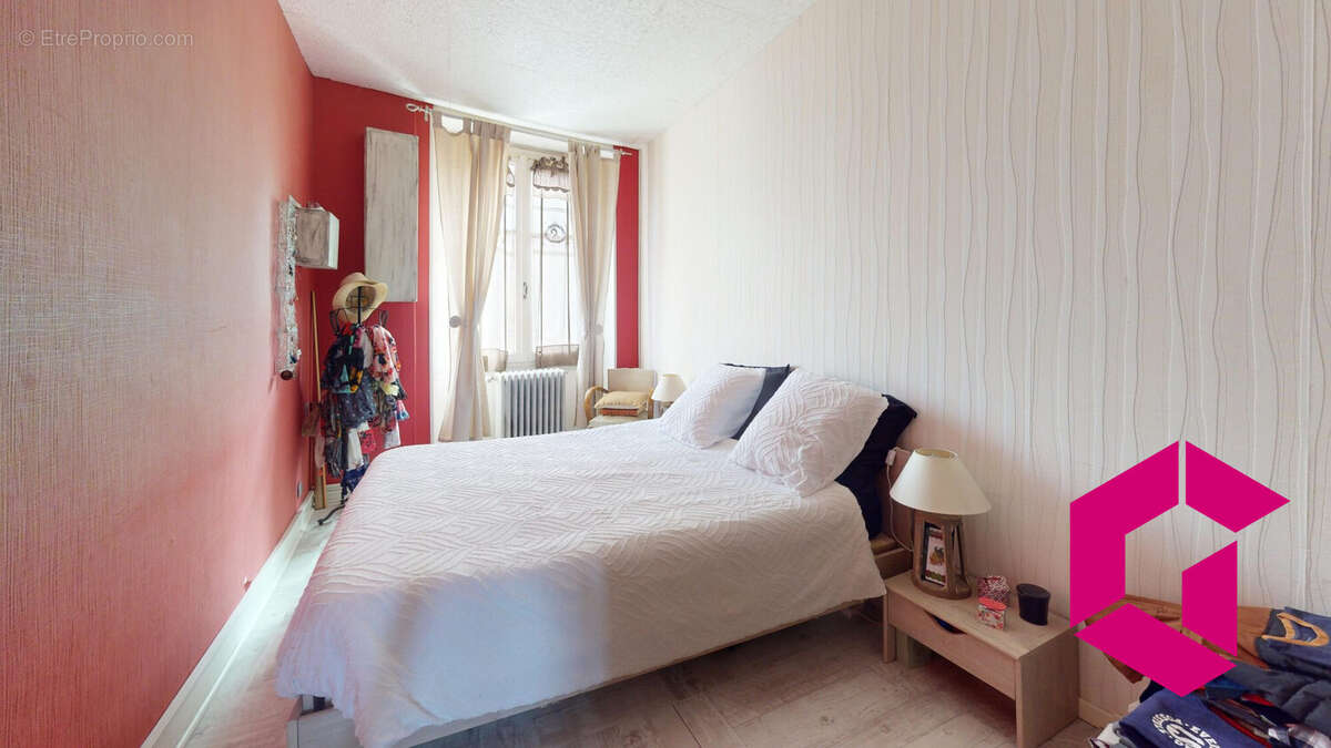 Maison à LA SEAUVE-SUR-SEMENE