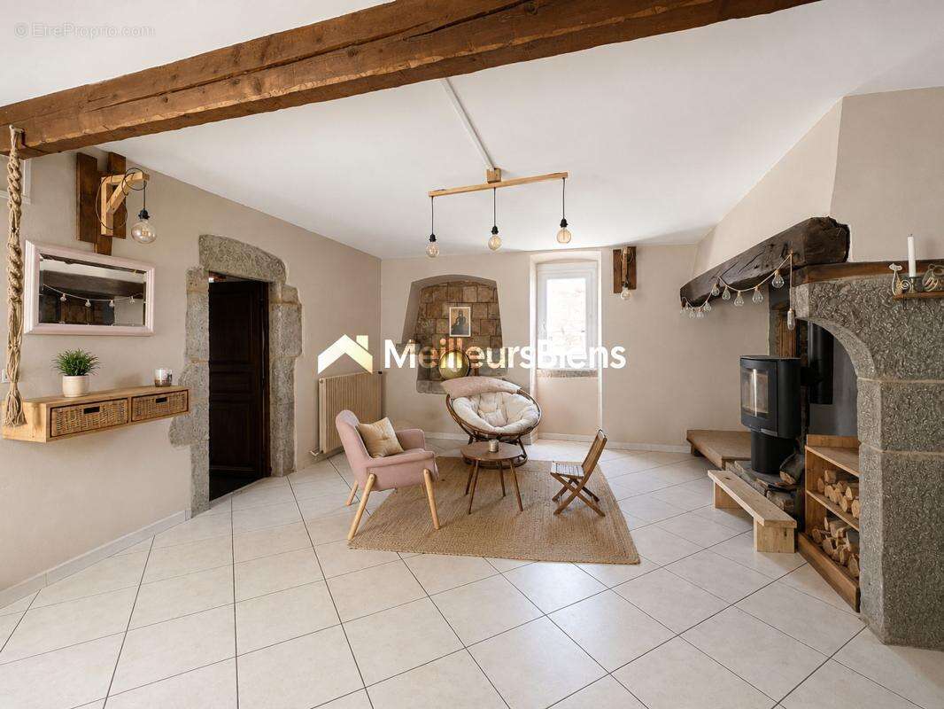 Sud Ardèche – Beaulieu – Maison en pierre  110 m2 habitables - photo 6