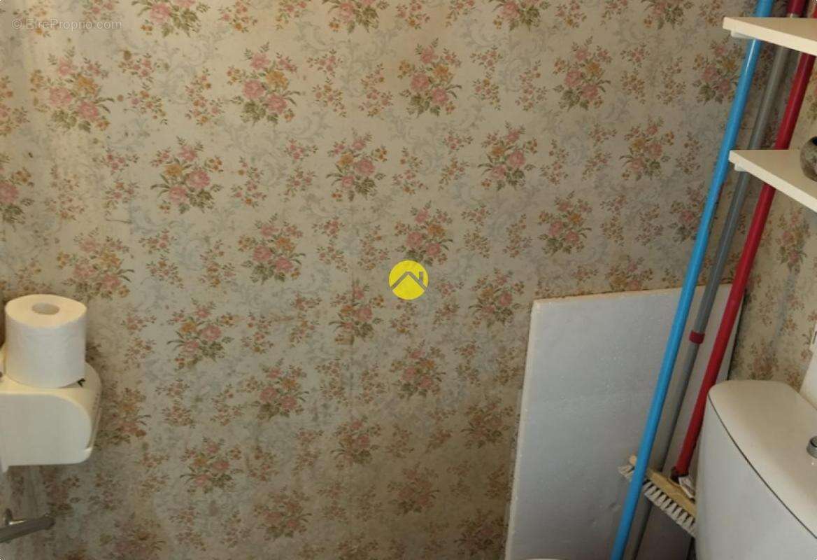 Maison à LE VEURDRE