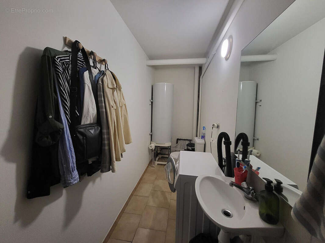 Appartement à CHATEAURENARD