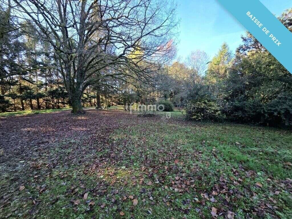 Maison à NOTRE-DAME-DE-SANILHAC