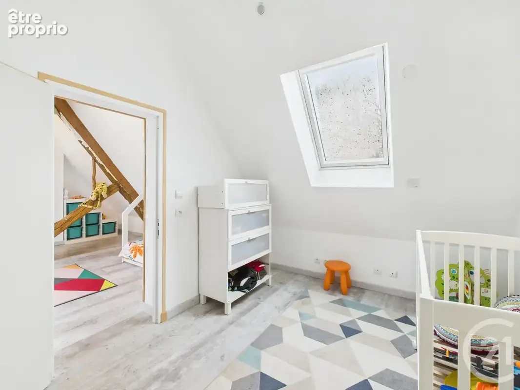 Maison 4 pièces 144 m² à vendre à Fontaine-La-Guyon (28190) - photo 8