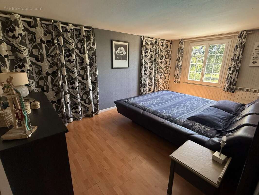 Maison T6 de charme avec piscine et dépendances située à 10 minutes de Nogaro, au calme - photo 8