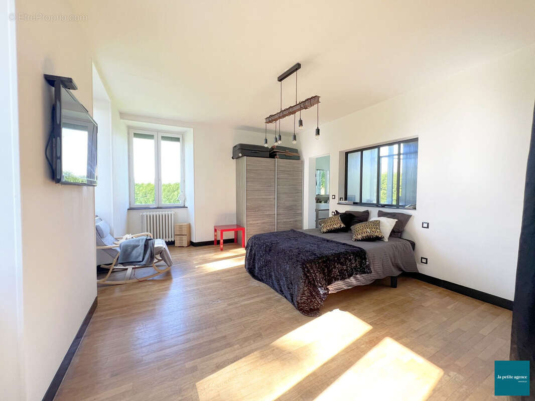 Maison à LE BENY-BOCAGE