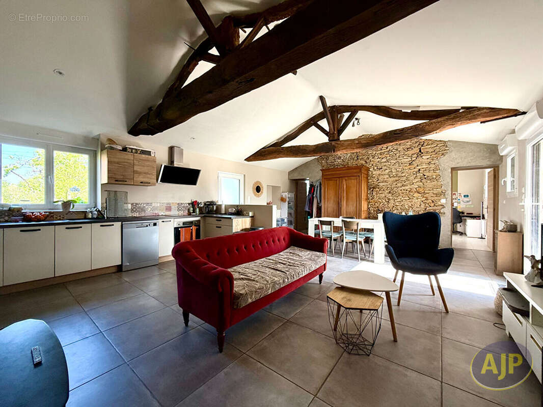 Machecoul Saint Meme - Maison 3 chambres - 84 m2 - photo 3