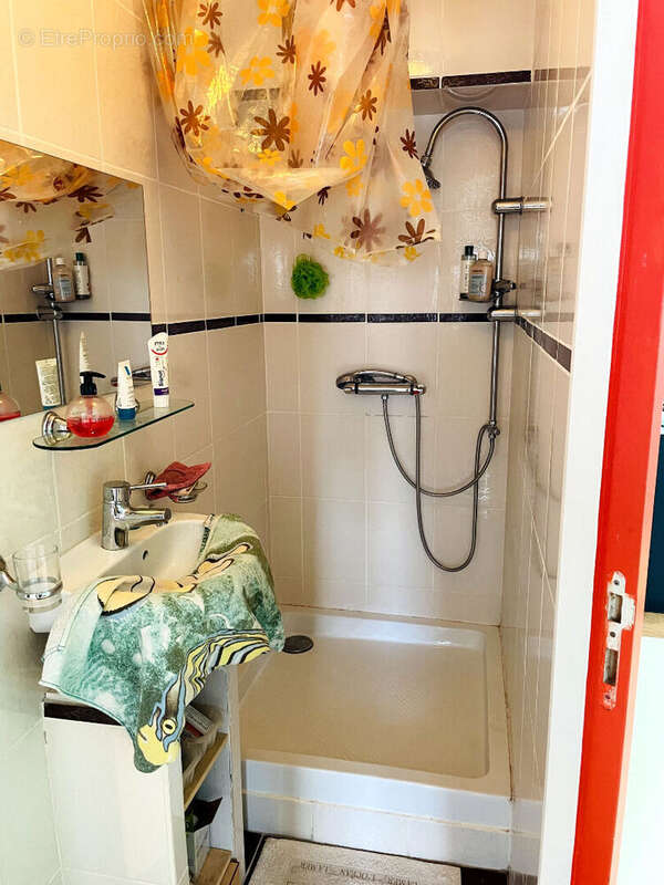 Maison à LA CELLE-SAINT-AVANT