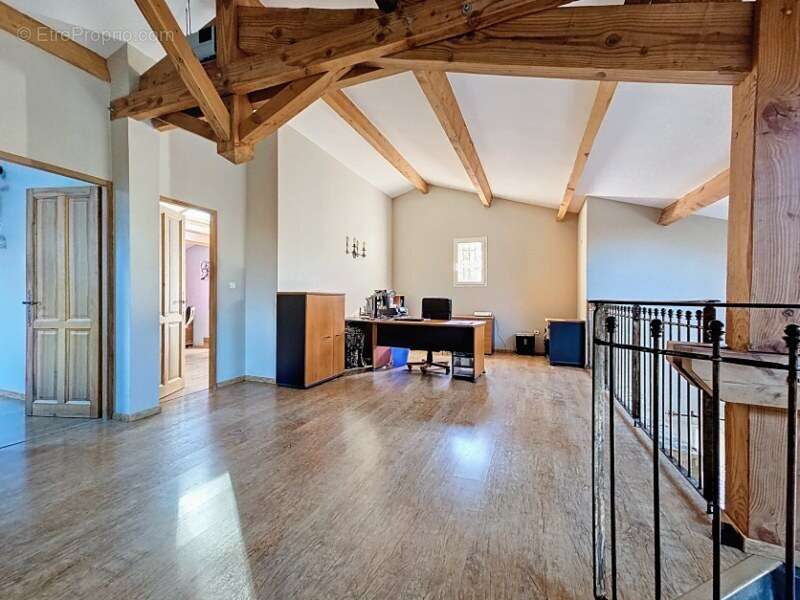 Appartement à MOUSSAN