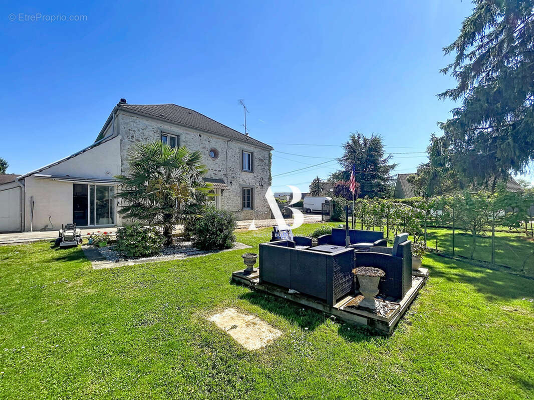 Maison à NANGIS