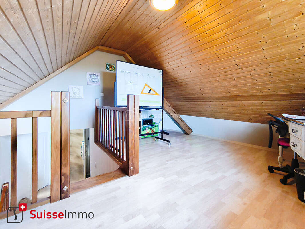 Maison de caractère à Blamont 9 pièce(s) 159 m2 , sur une parcelle de 427 m² - photo 14