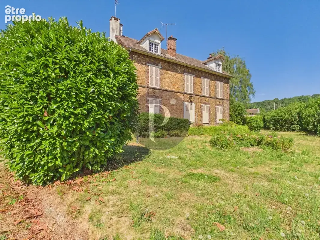91430 – VAUHALLAN – Propriété 9 pièces – Réception 100 m² – Terrain paysagé 2016 m² - photo 2