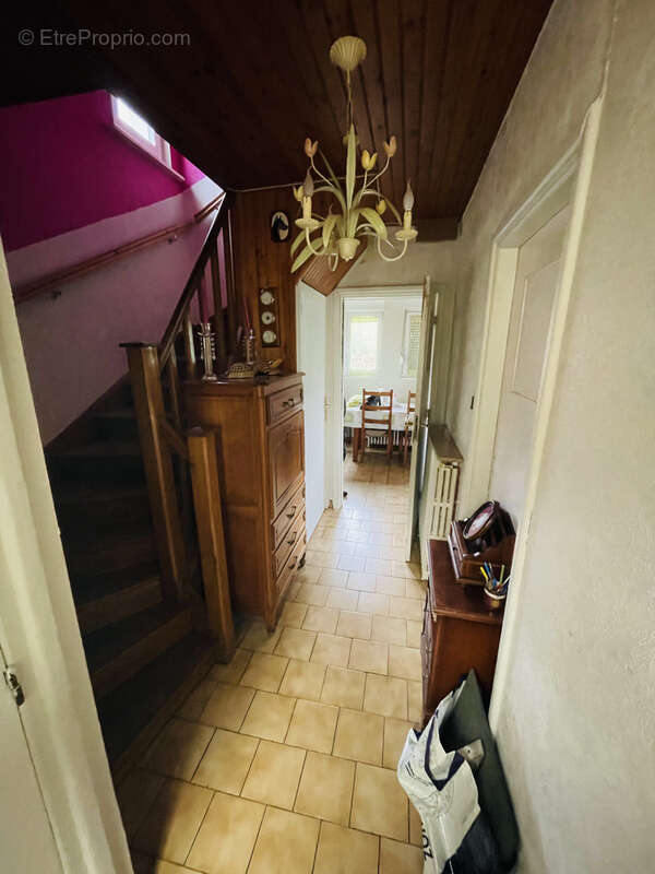 Maison semi mitoyenne 79 m2 à Louvroil - photo 7
