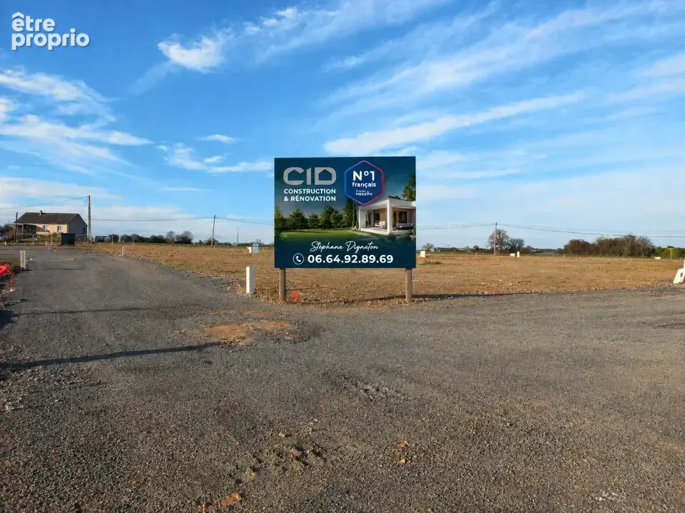 Photo Terrain à Saint-Laurent-En-Gatines au prix de 55 000€