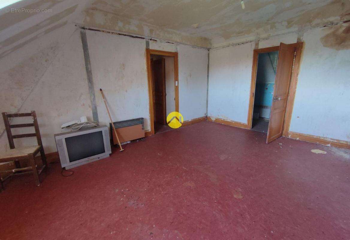 Maison à VAILLY-SUR-SAULDRE