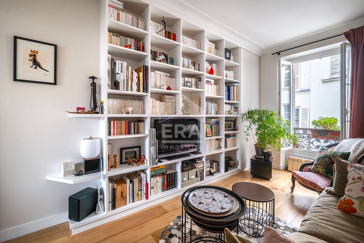 Appartement à PARIS-17E