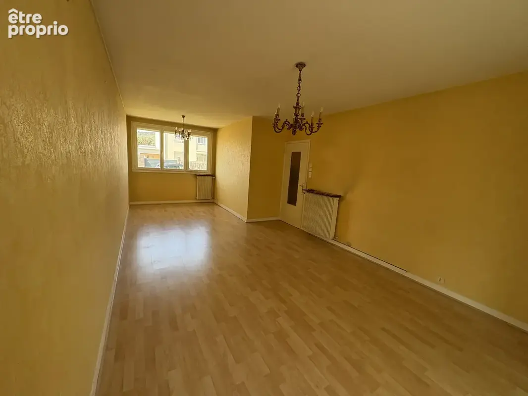 Situé à Clermont-Ferrand, appartement type 3. - photo 2