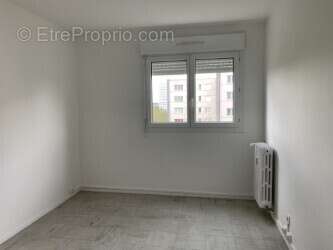 Appartement à MONS-EN-BAROEUL