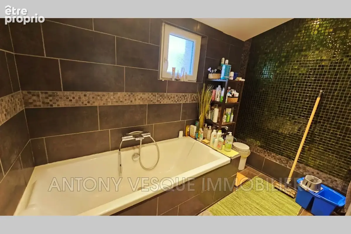 Maison 5 pièces 85 m² à vendre à Courcy (50200) - photo 8