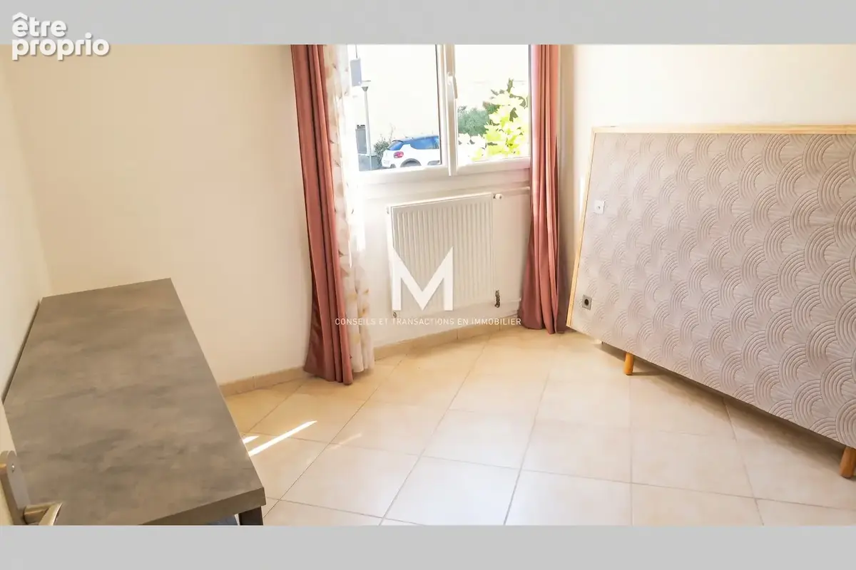 Appartement 5 pièces 80 m² à vendre à Frejus (83600) - photo 9