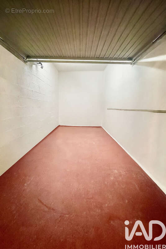 Photo 2 - Parking à CANNES