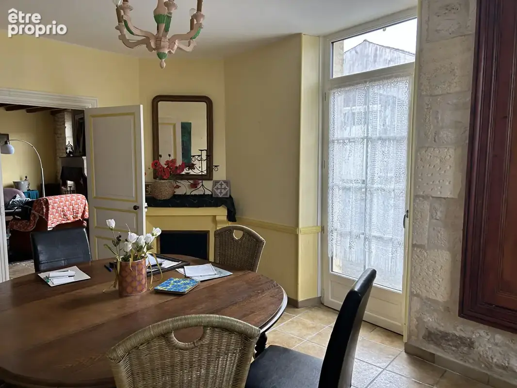 Charmante maison de caractère avec cave voûtée et jardins - photo 14