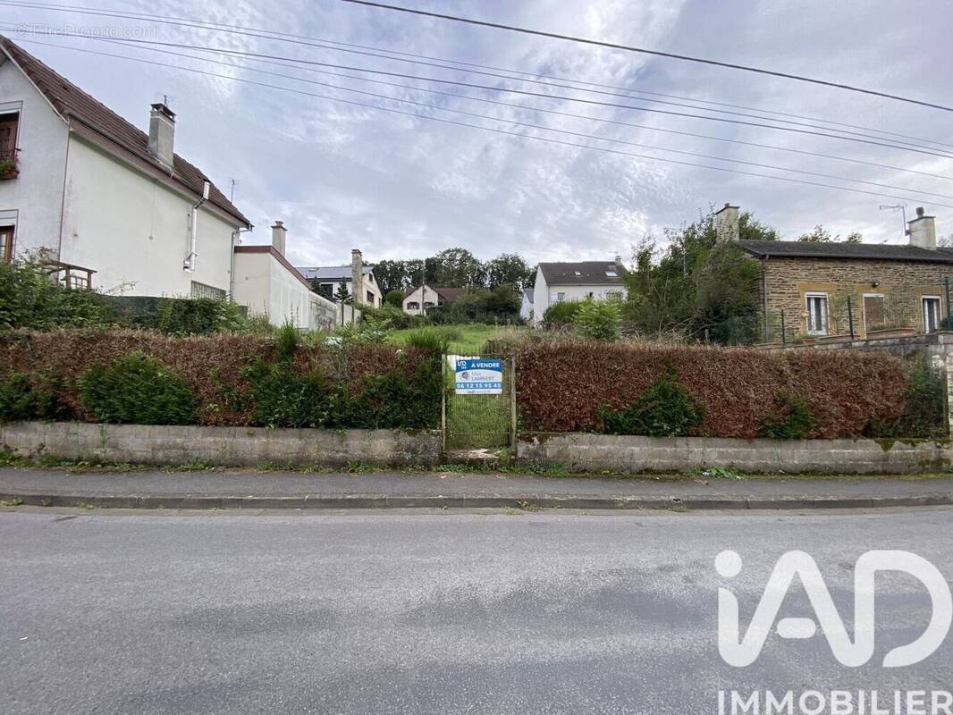 Photo 1 - Terrain à NOUZONVILLE