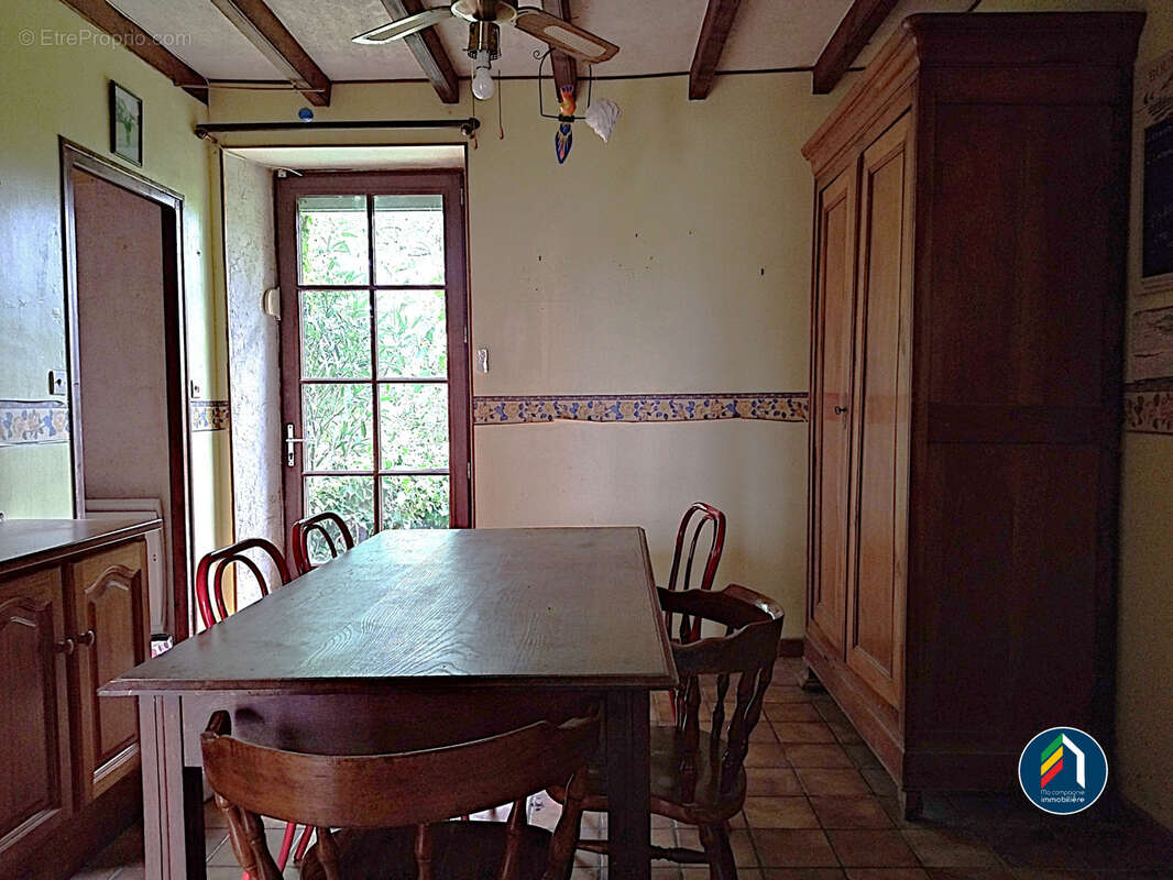 Maison à SAINTE-FLORENCE