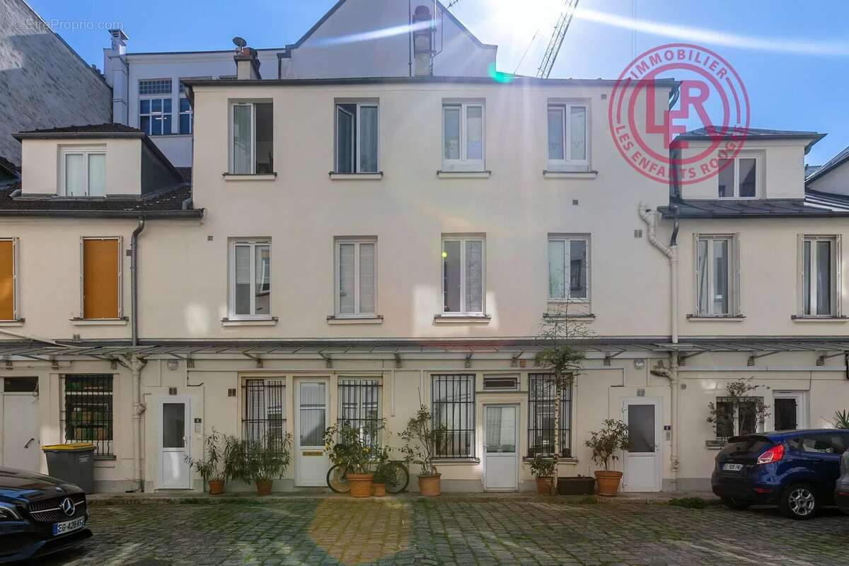 Appartement à PARIS-11E