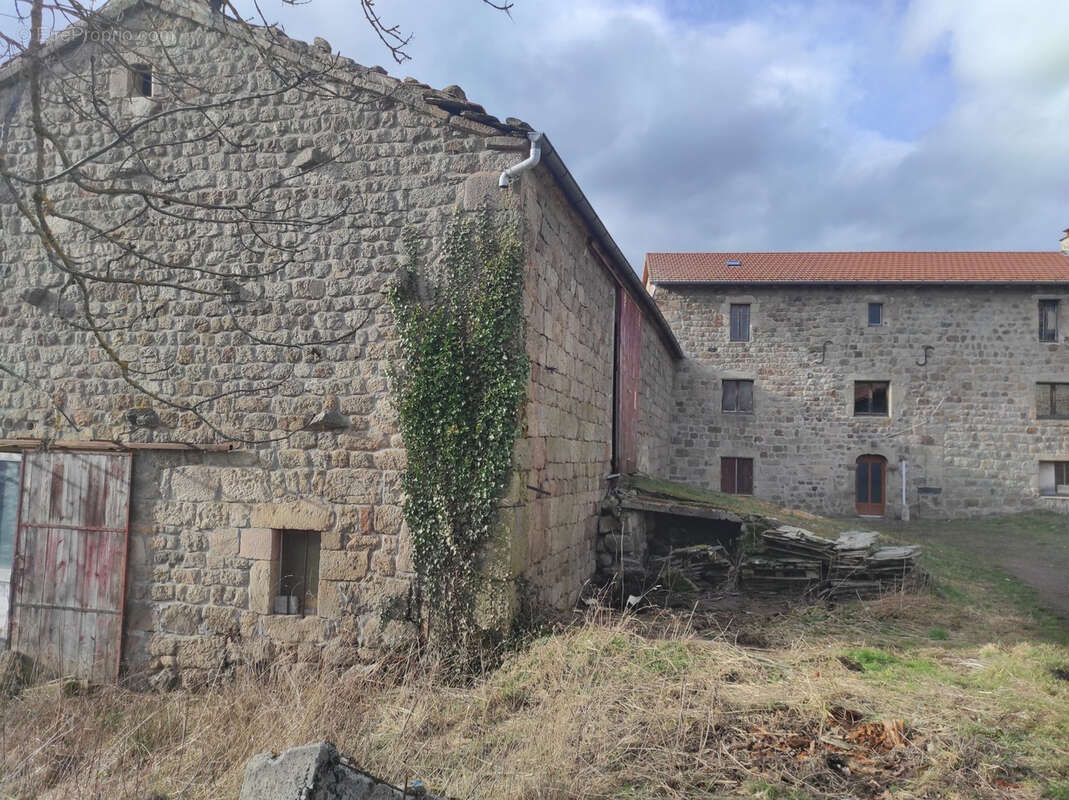 Maison à LAPTE