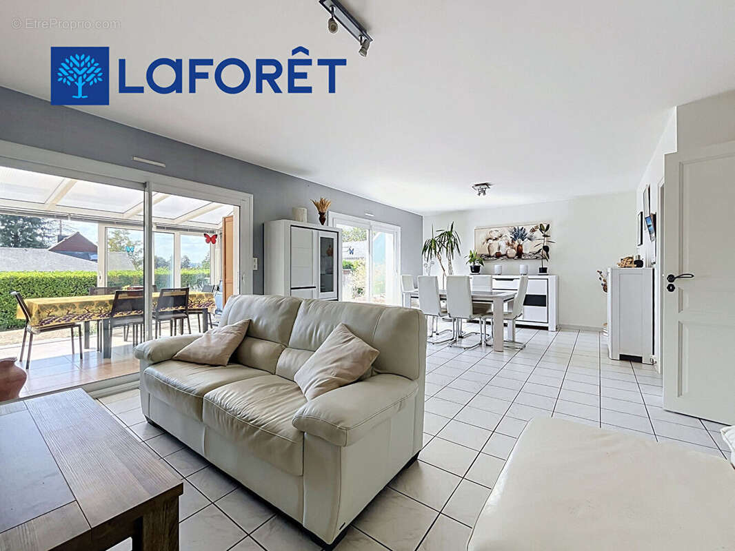 A VENDRE, Neulliac maison 6 pièces 133 m² - photo 2