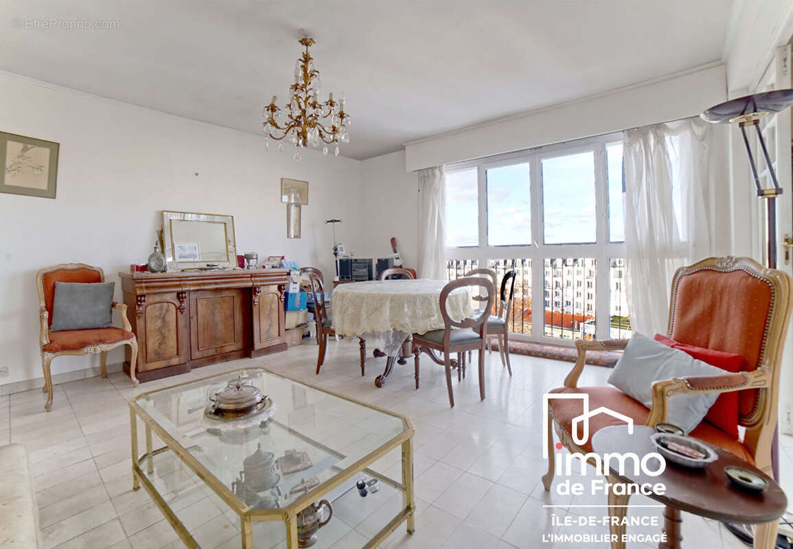 Appartement à PARIS-19E