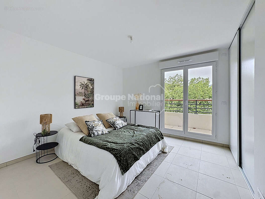 Appartement à AURIBEAU-SUR-SIAGNE
