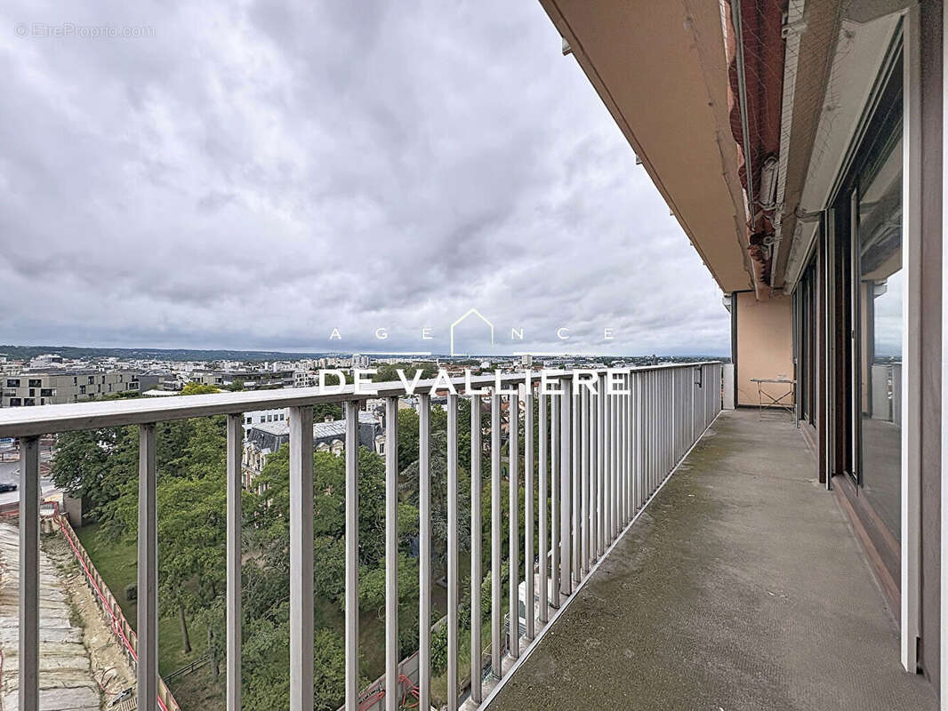 Appartement à NANTERRE