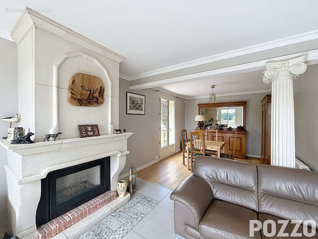 NOUVEAUTE A VENDRE - maison spacieuse à Saint Pierre De Semilly (50) - photo 6