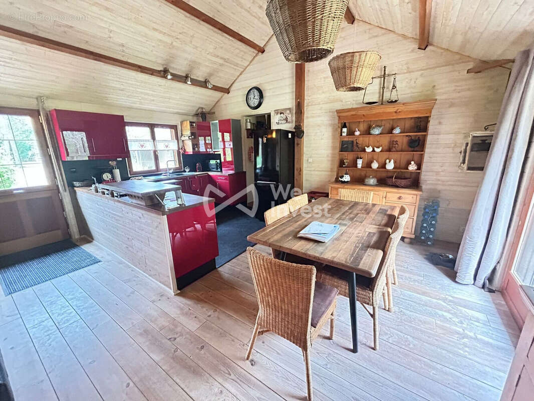 Maison à SOMMECAISE