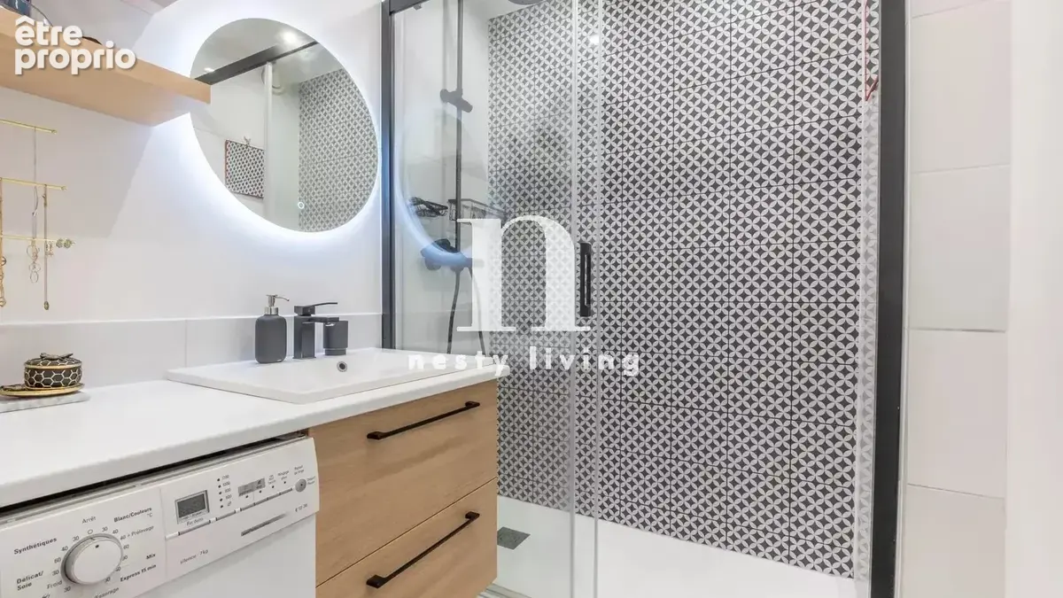 Paris xviie – parc monceau – appartement rénové – balcon sud - photo 8