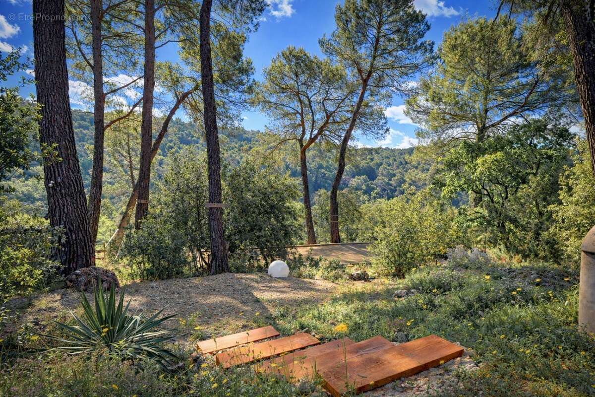 Maison 175 m² à Flayosc  - photo 7