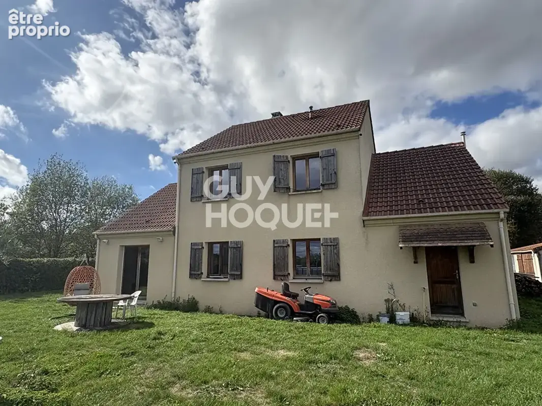 Photo Maison à La Ferte-Vidame au prix de 189 500€