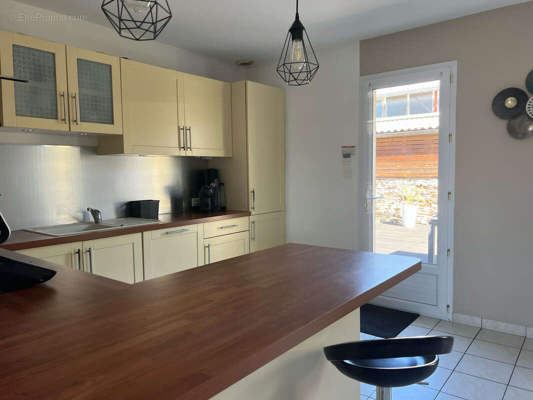 Maison à LES PONTS-DE-CE