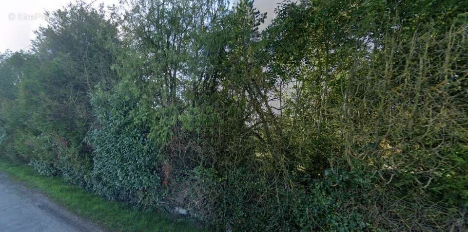 Terrain à MEZY-SUR-SEINE