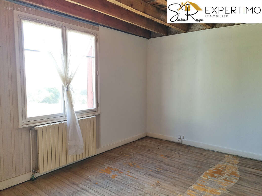 Maison à SAINTE-CHRISTINE