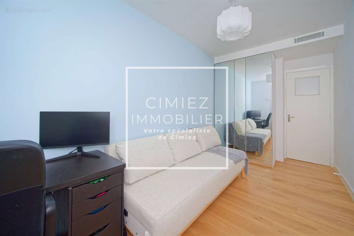 Appartement 81 m² à Nice  - photo 9