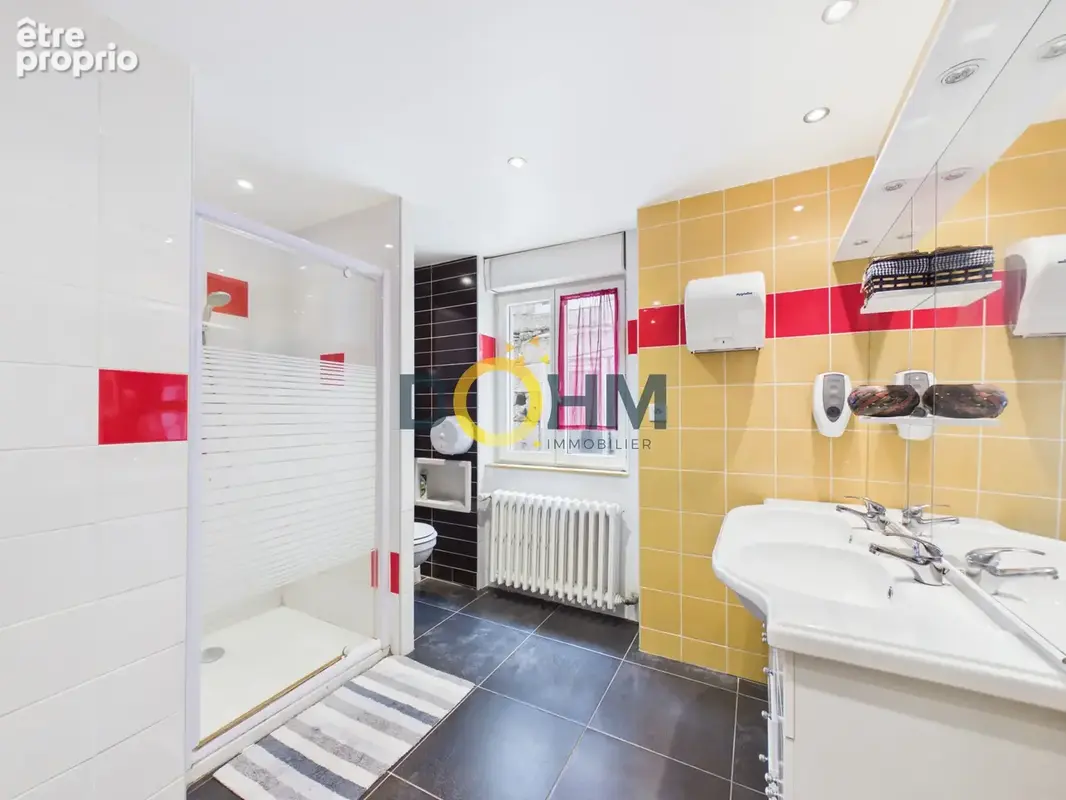 Ensemble immobilier, Bar, restauration, gîte, hebergementl, appartement. - photo 15