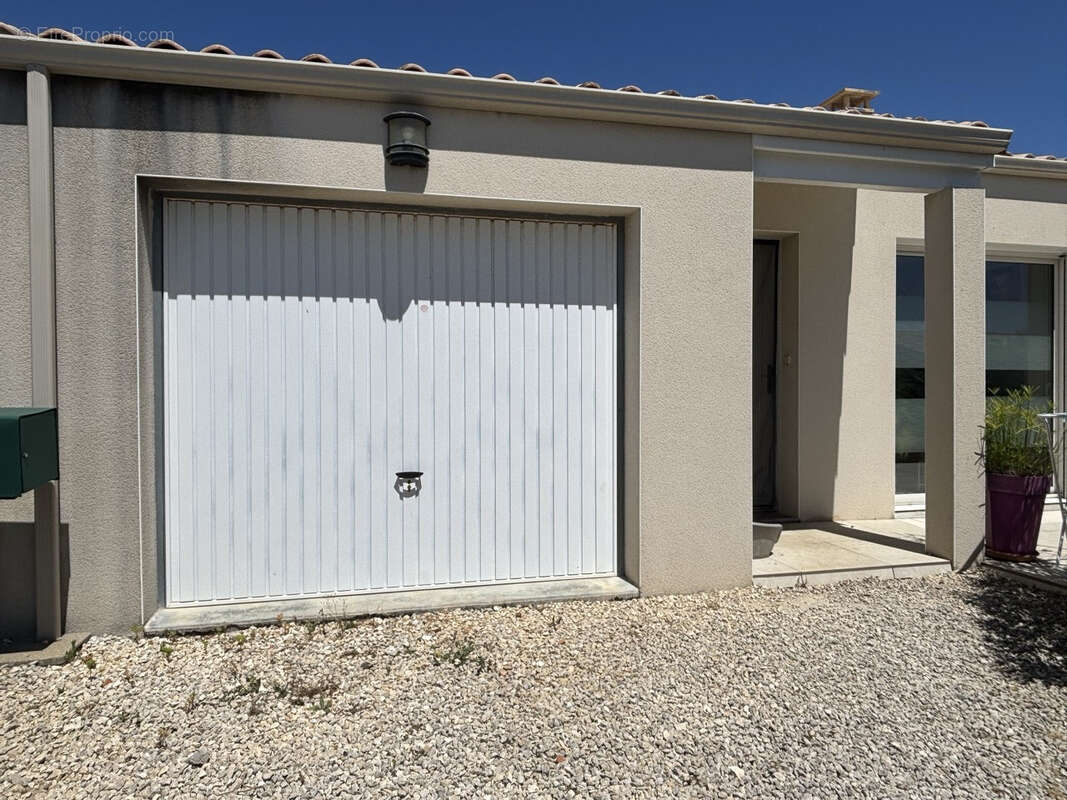 Maison plain pied de 92m2 . - photo 19