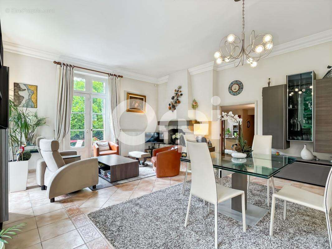 Maison à EZY-SUR-EURE