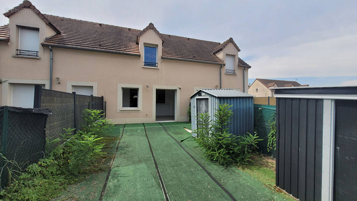 Appartement à LE PERRAY-EN-YVELINES