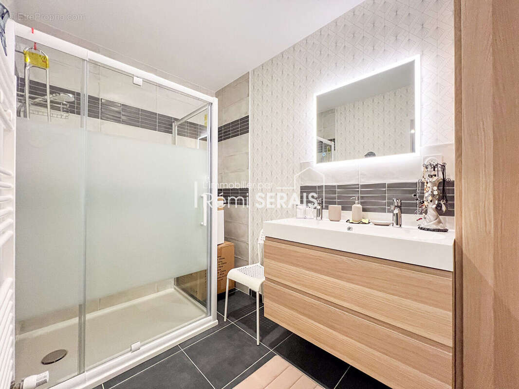 Maison à BARON-SUR-ODON